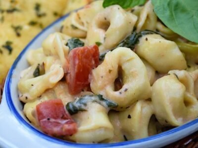 Spinach Tomato Tortellini