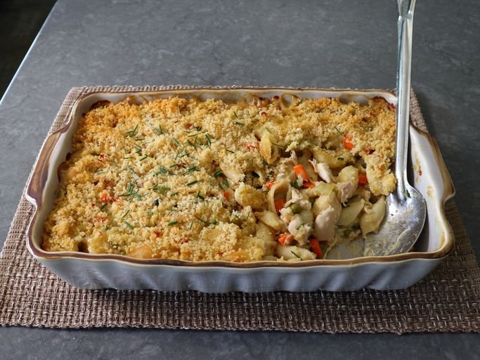 Chicken Pot Pie Pasta Bake