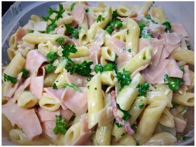 Quick and Creamy Pasta Carbonara