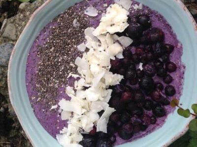 Overnight Oats Blueberry Smoothie Bowl